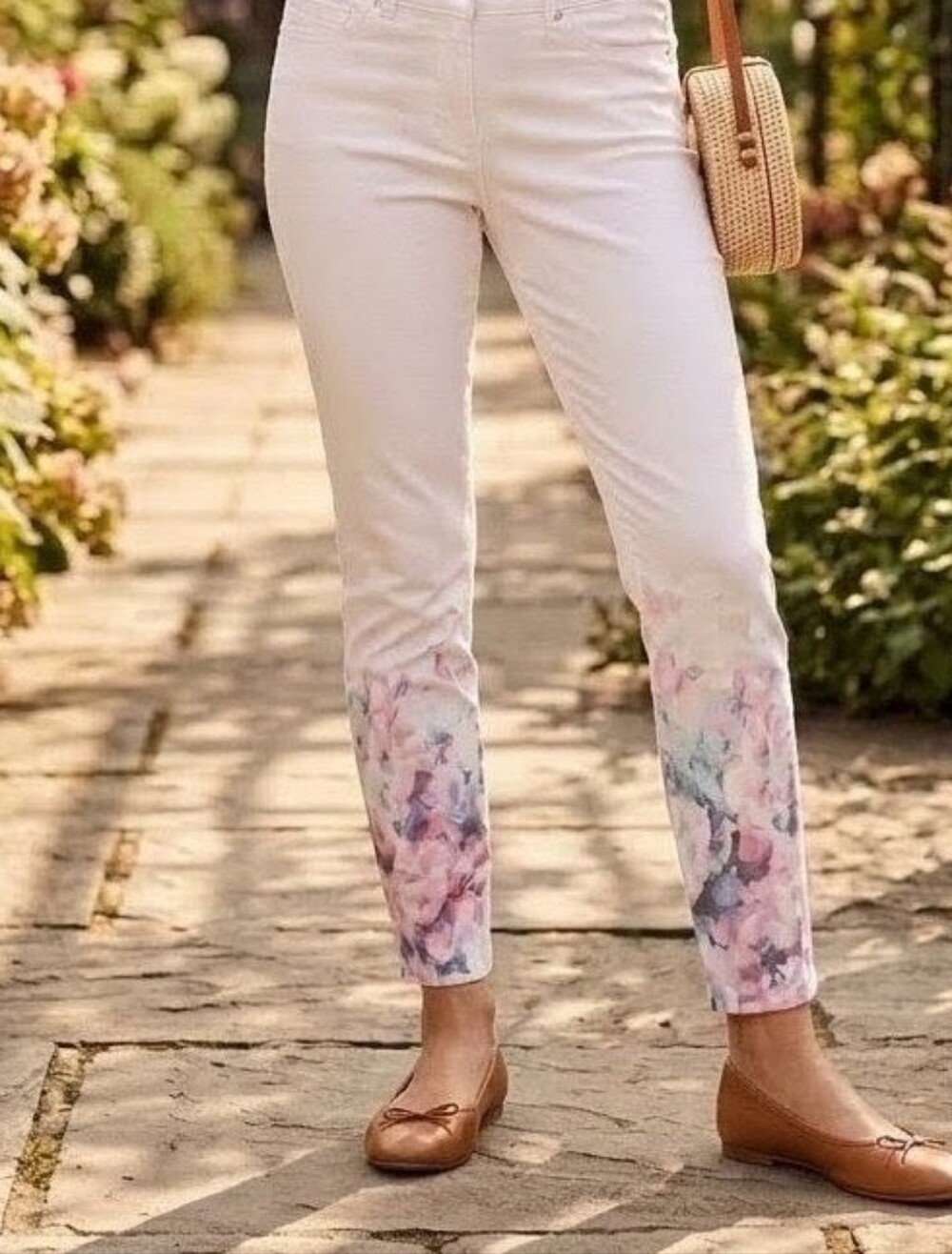 LuxeSlims White Floral Hem Jeggings | Size L (16-18) | Stretch Pull-On Pants